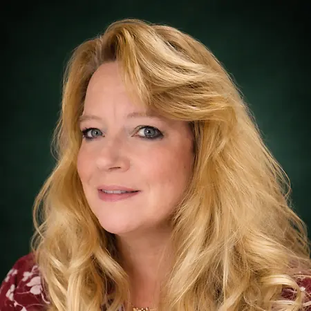 Laura Ann Dunning, Knowledge Management & Quality Specialist on Influential Women