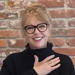 Victoria Tucker, Founder & Story Collector-in-Chief on Influential Women