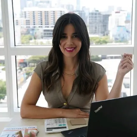Yelenis Balmaseda, Quickbooks Live Expert on Influential Women