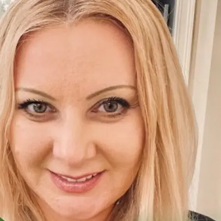 Inna Hicks, Store Manager on Influential Women