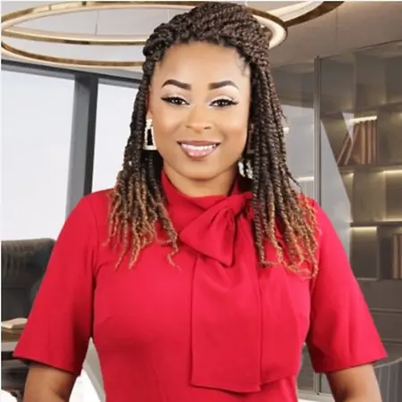 Alexis Lamour, Employee Relations Specialist and Human Resources Assistant on Influential Women