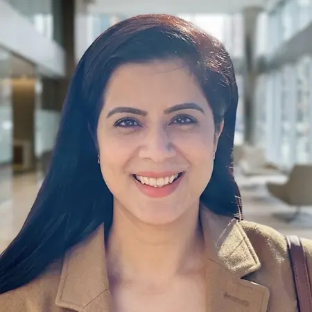 Chitra Vashishtha, Vice President, Commercial Credit Administration on Influential Women