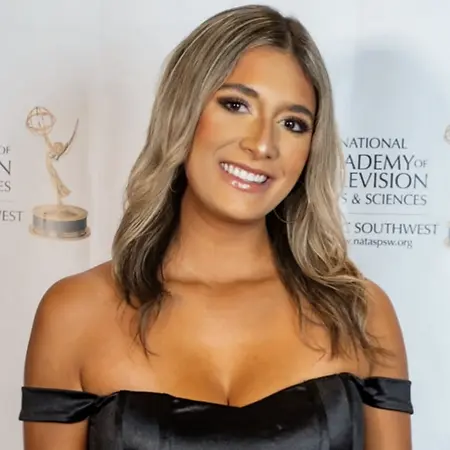 Jasmine Ramirez, Strategic Communications Leader on Influential Women
