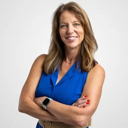 Jeannie Dickherber, Recruiter- for careers with Floor Coverings International on Influential Women
