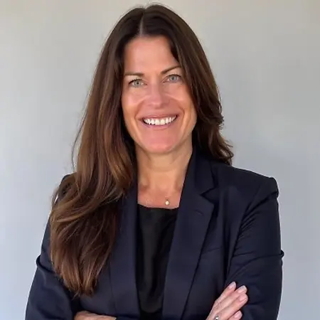 Leslie Ackerman, Director of Sales- Insurance on Influential Women