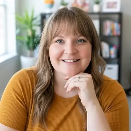 Charlotte Robertson, Senior IT Project Specialist - Cyber Security MADO on Influential Women