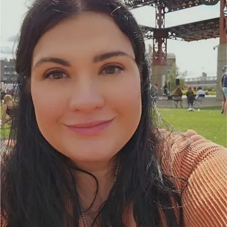 Kali Penny, Manager of Finacial Aid Training on Influential Women