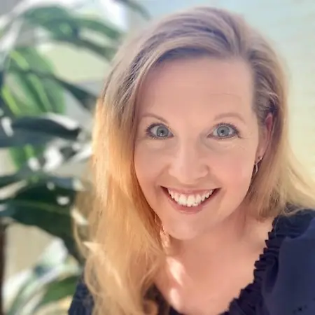 Amy Dozier, Director of Outreach & Education on Influential Women