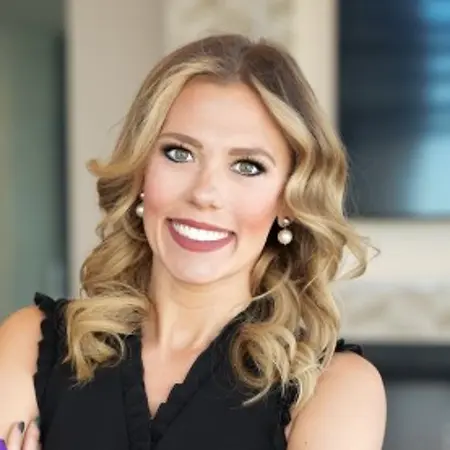 Nikki Fasci, Fundraising & Publicity Committee on Influential Women