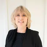 Suzanne Robinson, Vacation Rental Business Coach/Owner on Influential Women