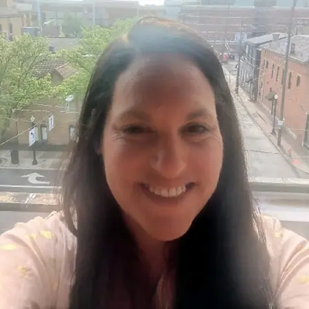 Jennifer DiBiaso Lewis, AIC, AIS, AINS, CWCL