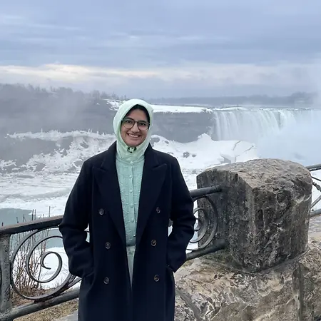 Sakina Rampurawala, Undergraduate Researcher on Influential Women