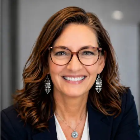 Erin Lakes, Director of Business Development – Special Education | Partnerships, Growth & Service Excellence on Influential Women