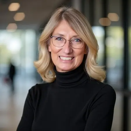 Lynn Lawson, Owner/Operator on Influential Women