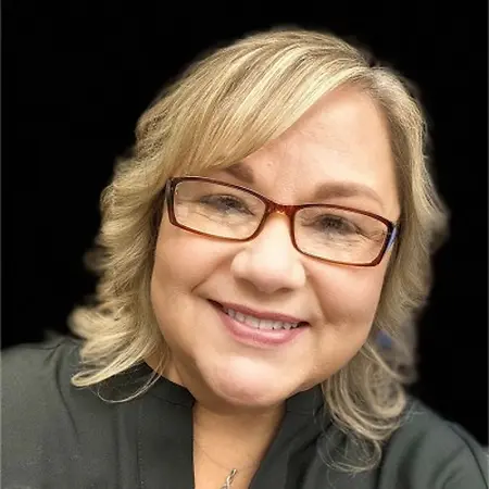 Tracy Cannon, Franchise Startup Manager on Influential Women