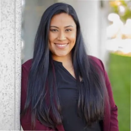 Natalie Becerra, Executive Assistant on Influential Women