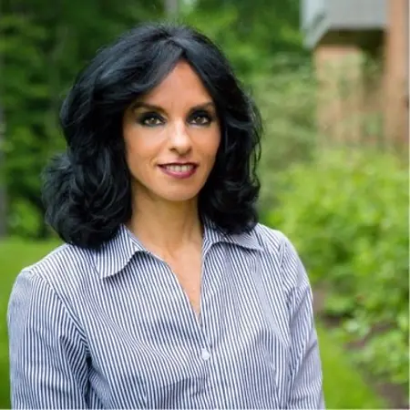 Nicole Amelio Casper, VP Of Media and Entertainment on Influential Women