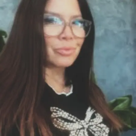 Candie Aguilar, Executive Assistant on Influential Women