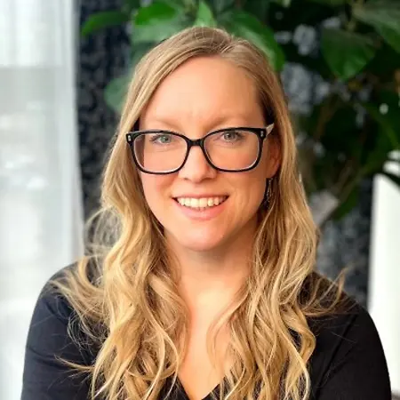 Krista Fischer, Health And Wellness Coach on Influential Women