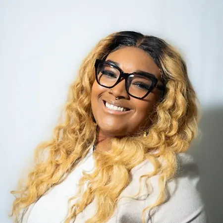 Mia Upshaw, Account Manager on Influential Women