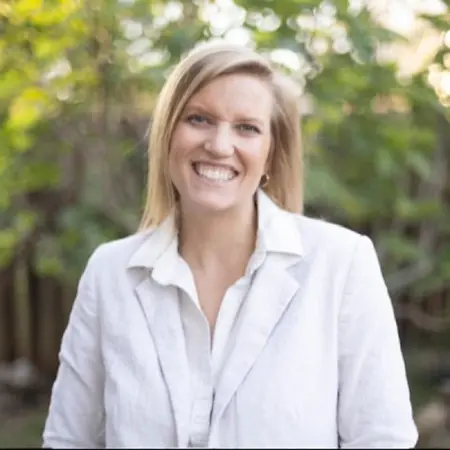 Kaila Passey, Financial Advisor on Influential Women