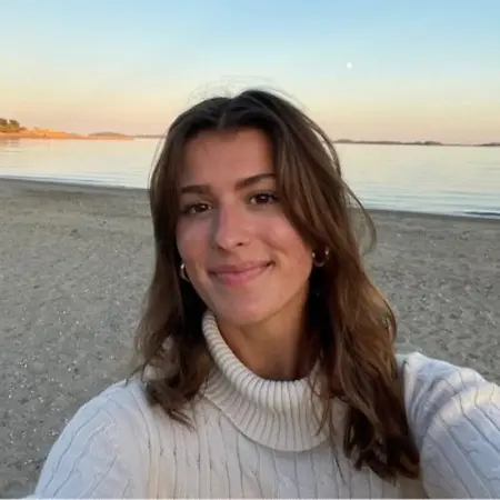 Lindsey Foust, Account Executive on Influential Women