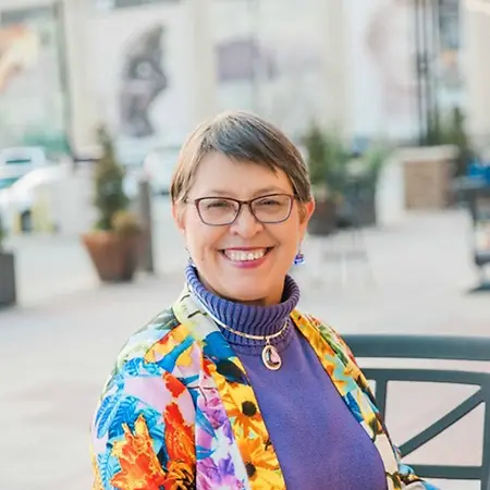 Penney De Pas, MA, RYP-C