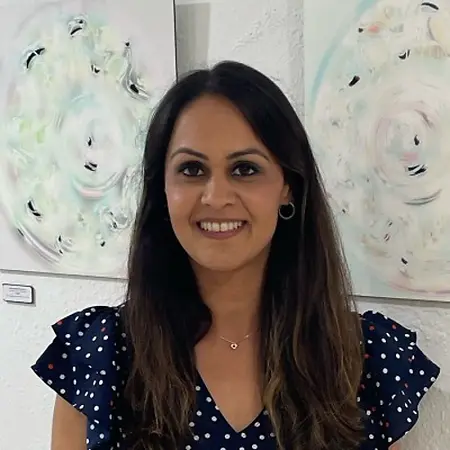 Summer Roshni Bhullar, Certified Professional Life Coach on Influential Women
