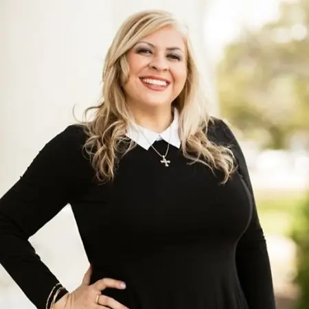 Miriam Watts, Graduate Assistant on Influential Women