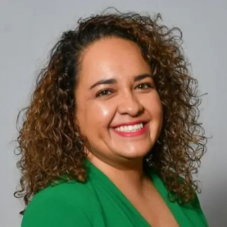 Cinthya Noda  Vazquez, Bilingual Coordinator on Influential Women
