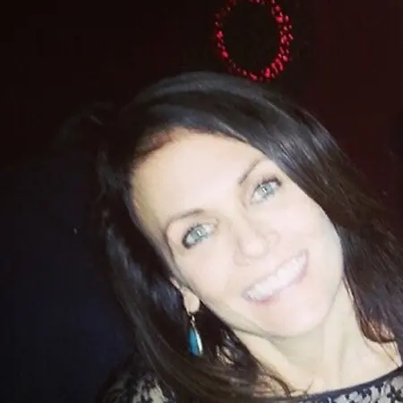 Gabrielle Descoteau, Sales Consultant on Influential Women