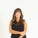 Amanda Hankins, Owner, Fractional COO, Operations Consultant on Influential Women