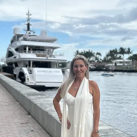 Kristi Lyn Ronyak, CEO/Founder/National Executive Director of Construction Angels, Inc. (National Chairty) on Influential Women