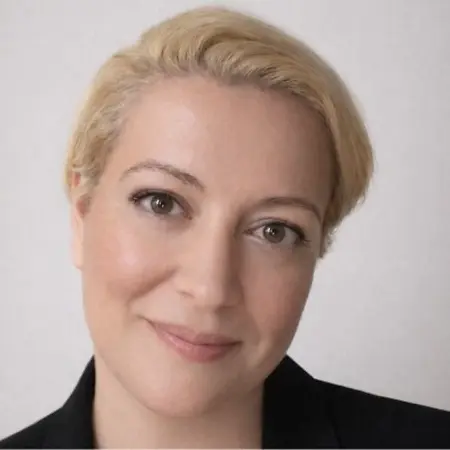 Rheannon Sicely, Vice President Customer Experience and Change Management on Influential Women