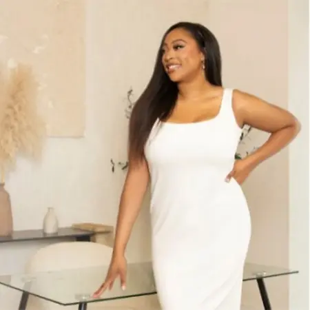 Melissa Martin, Fractional Chief Revenue Officer + Brand Revenue Strategist on Influential Women
