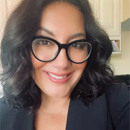 Elvira E. Ramírez, MSW