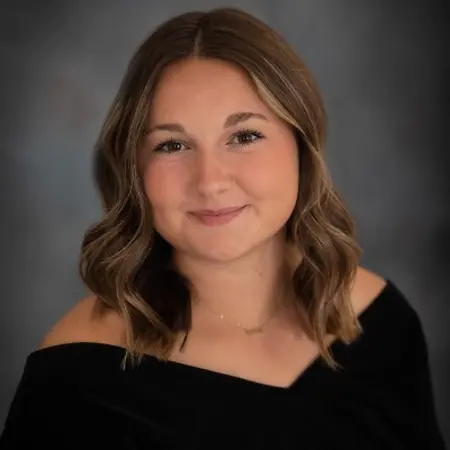 Lydia Floreck, Undergraduate Research Fellow on Influential Women