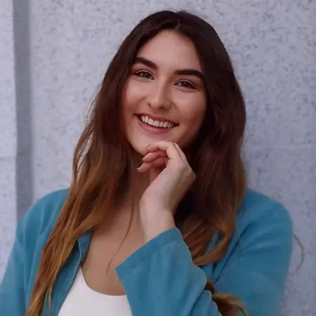 Sofia McGuire, Senior Account Executive on Influential Women