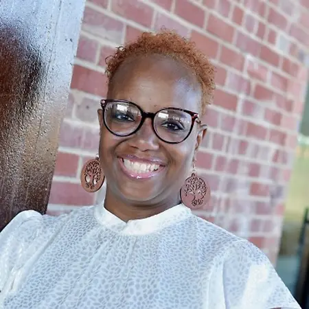 Elissa Sturdivant, Senior Project Manager on Influential Women