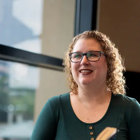 Savannah Burke, Certified Life/Business Coach on Influential Women