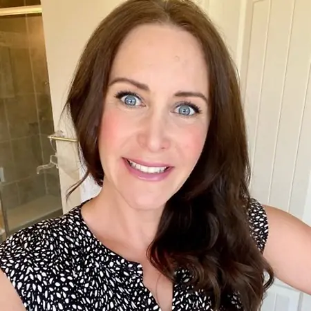 Jennifer Bolen, Owner/Principal Designer on Influential Women