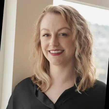 Caitlyn Curran, Performance Marketing Manager on Influential Women