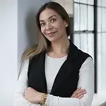 Vanessa Martinez, Founder- VanRen | Business Development Manager- Daum on Influential Women