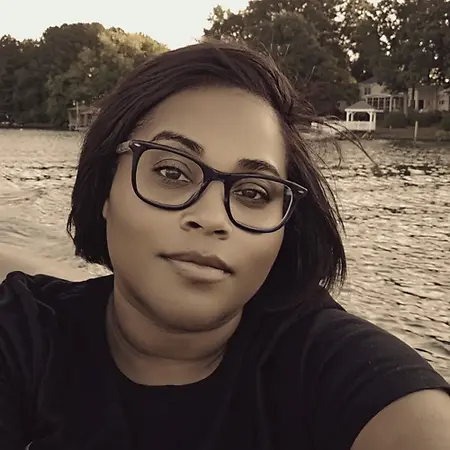 Shamaiah Talley, Customer Service Advocate on Influential Women