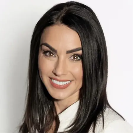 Giovanna McBryde, Executive Director, National Accounts - Aesthetics on Influential Women