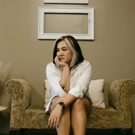 LesleyAnn Ang profile on Influential Women