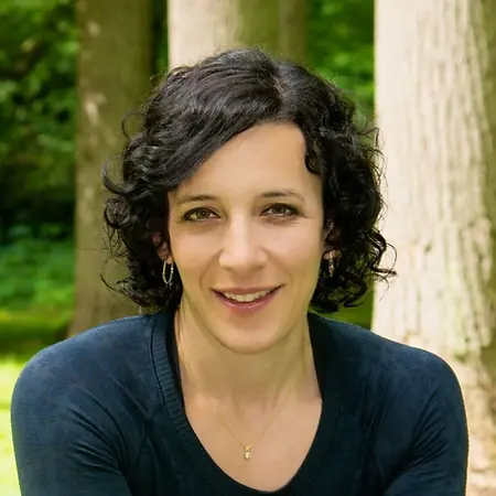 Rachel Saunders, Dietitian and Fitness Program Manager on Influential Women