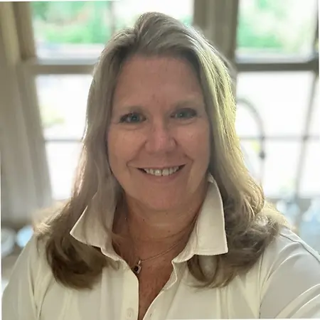 Kelly Sparks Stsuffer, Delaware River Pilot ~ Retired on Influential Women