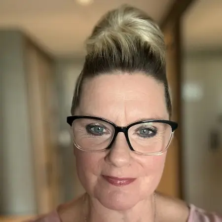 Tracey Robinson, Regional Director of Clinical Reimbursement on Influential Women