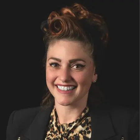 LAURA Garrett, Creative Project Manager on Influential Women